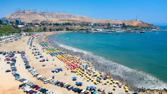 Playas de la costa central del Perú